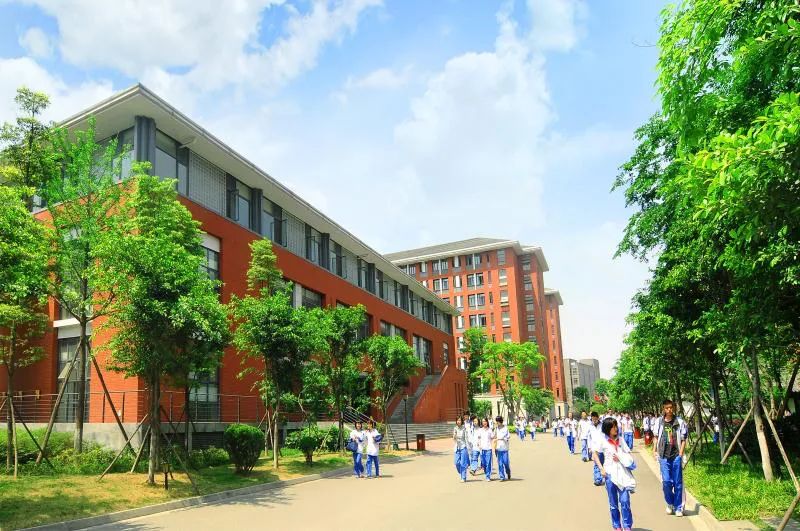 如何能成功录取上英国g5大学,英国g5大学a-level要求