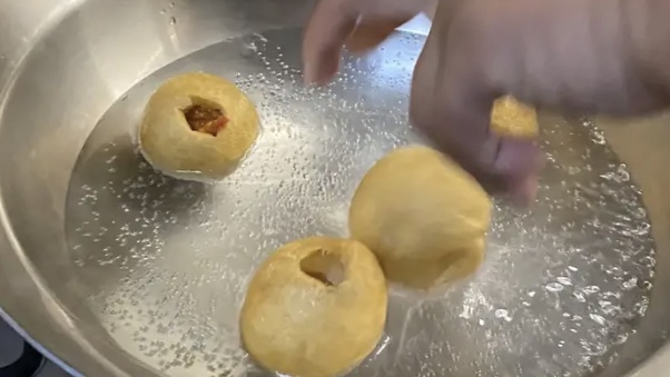 用裱花袋做面筋,面筋塞肉用啥肉