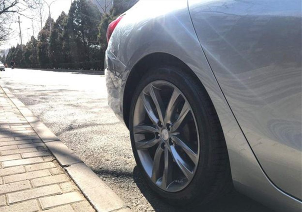 新轮胎噪音大还是旧轮胎噪音大,轮胎气压高噪音大还是低噪音大