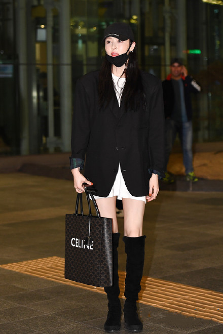 李多喜短发穿搭,李多喜短发惊艳的照