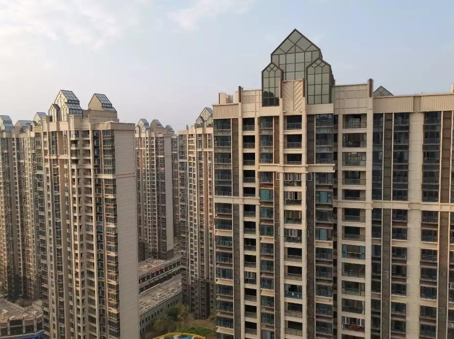 万达滨江城房子值得买吗,九龙湖万达茂学区房