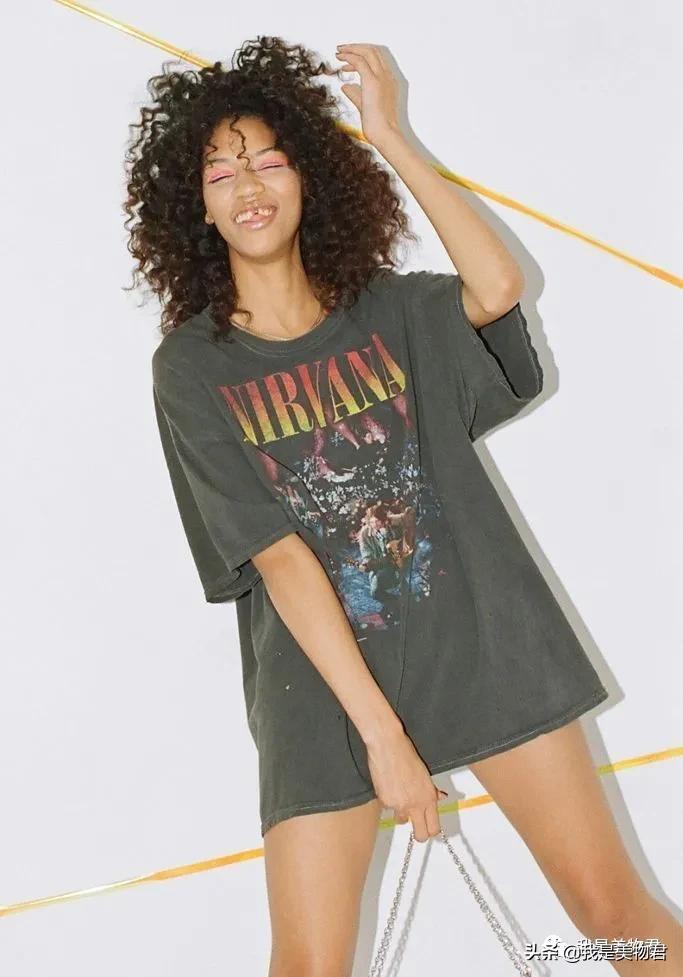 有了这4个小众品牌的潮T恤，Jennie、刘亦菲都开始冷落大牌了