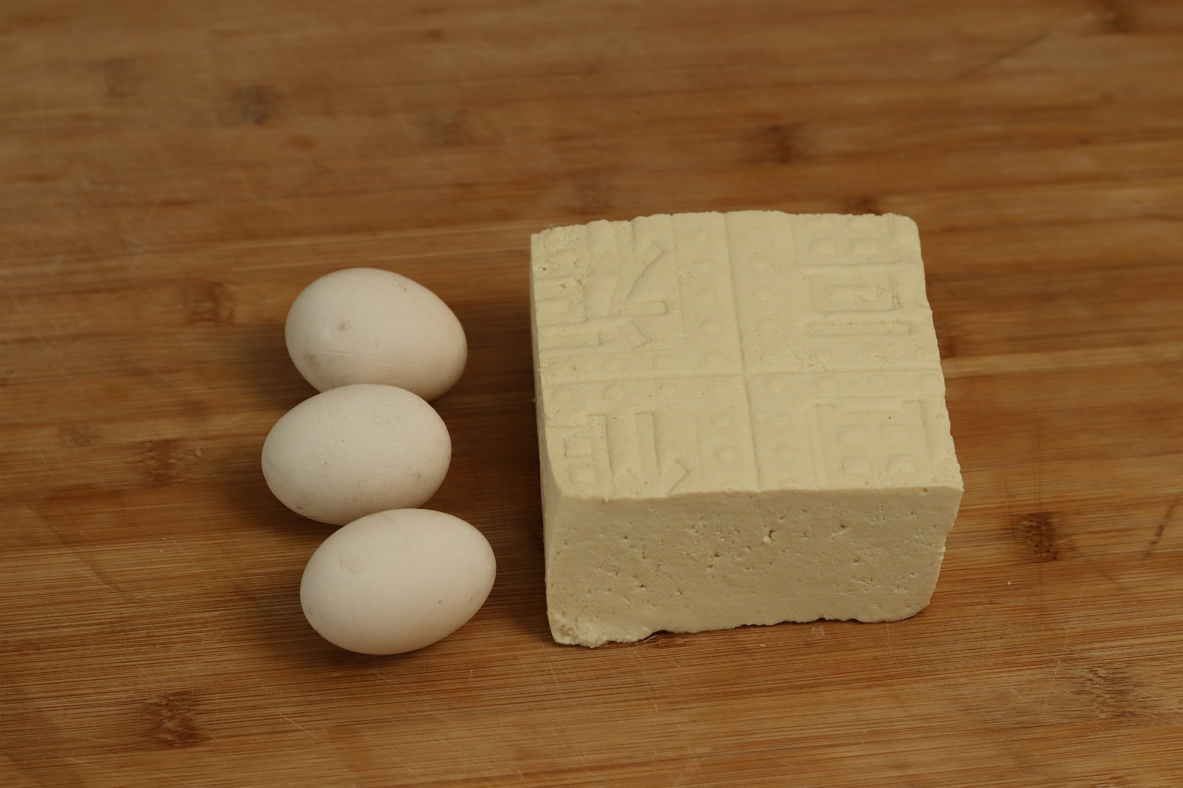 煎豆腐的豆腐是老豆腐还是嫩豆腐,煎豆腐的技巧是什么