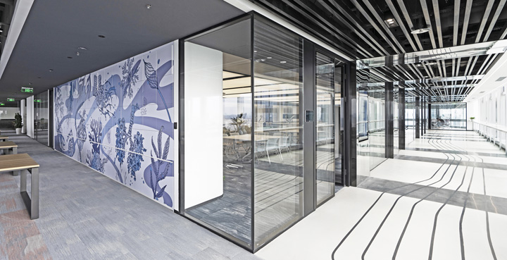 现代与传统波斯顿科学成都办公与培训中心设计欣赏