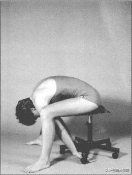 腰椎间盘突出跑步好还是跳绳好,腰椎间盘4-5节突出可以跑步吗