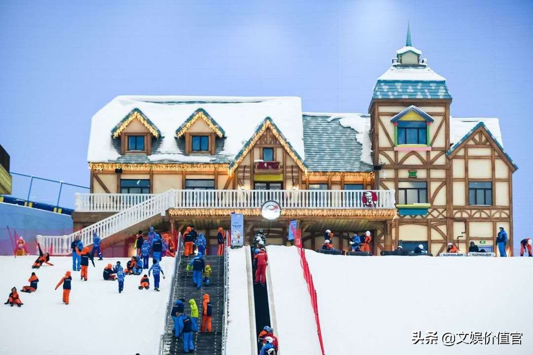 你还在对抗“热浪”？我们都去“冲浪”了