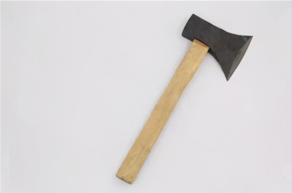 木工机械是一种非常重要的工具,木工工具演变过程