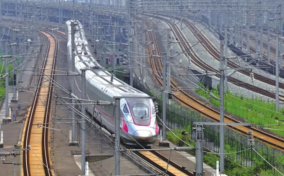 四川省南充市仪陇县高铁站,四川省规模最大的十五大高铁站