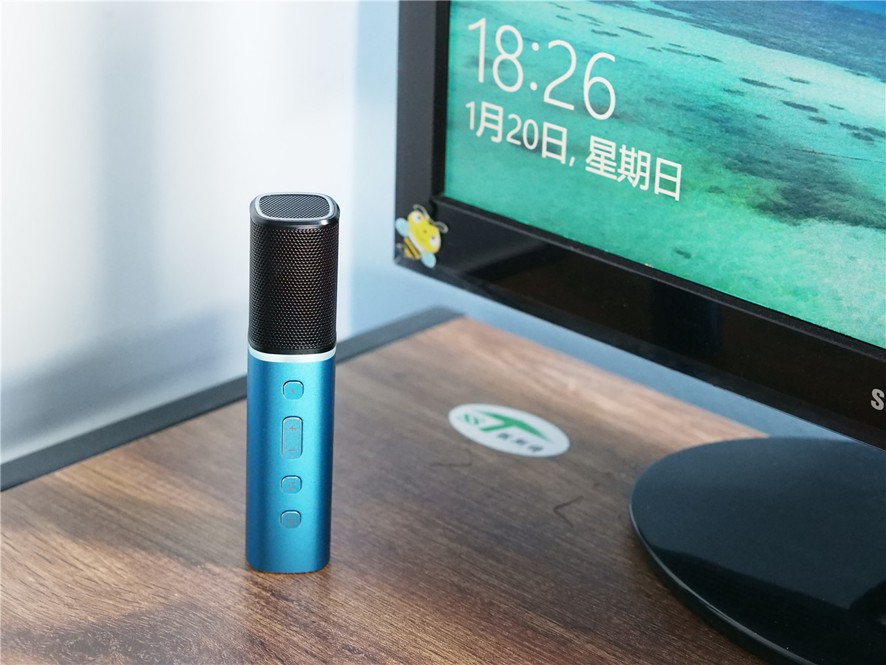 唱吧麦克风aqua锦鲤版使用方法,唱吧q3麦克风怎么调节音效