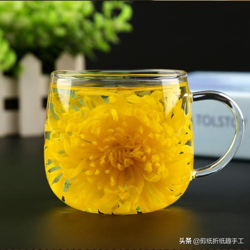 剪一幅凌霜怒放的菊花，简单有趣，上手就会