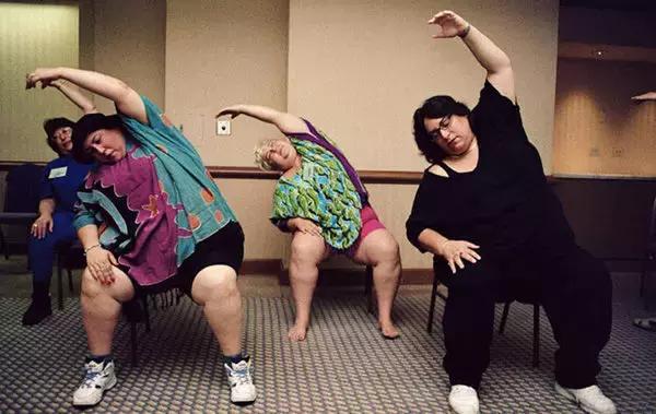 腰椎间盘膨出最佳消除方法是什么,腰椎间盘膨出是怎么引起