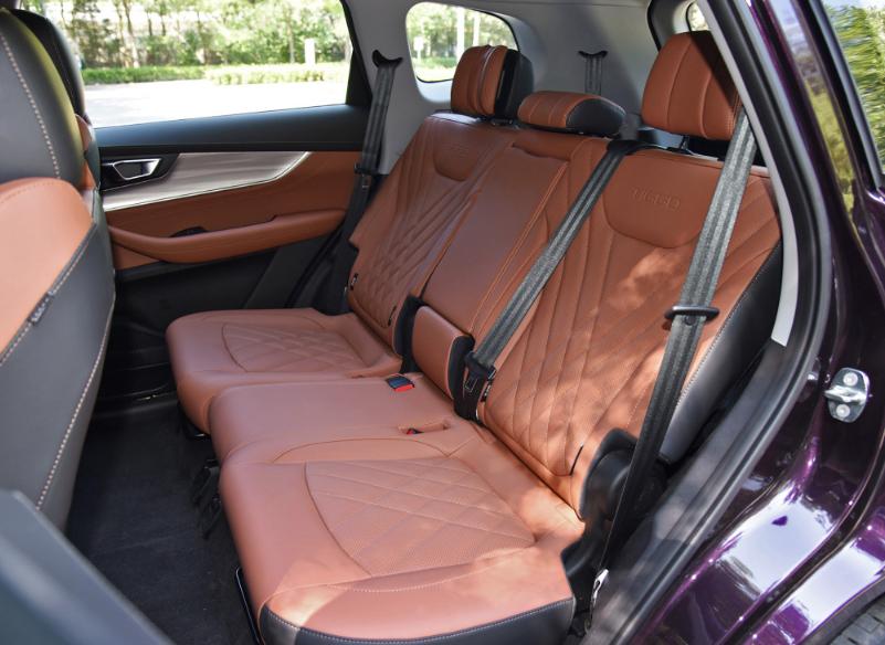 15到20万的中型suv六座油耗低的车,哪款SUV车省油而且性能好适合家用