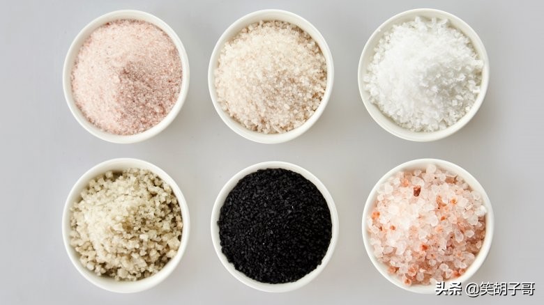 盐放在木板上会怎么样,把盐放进冰箱里