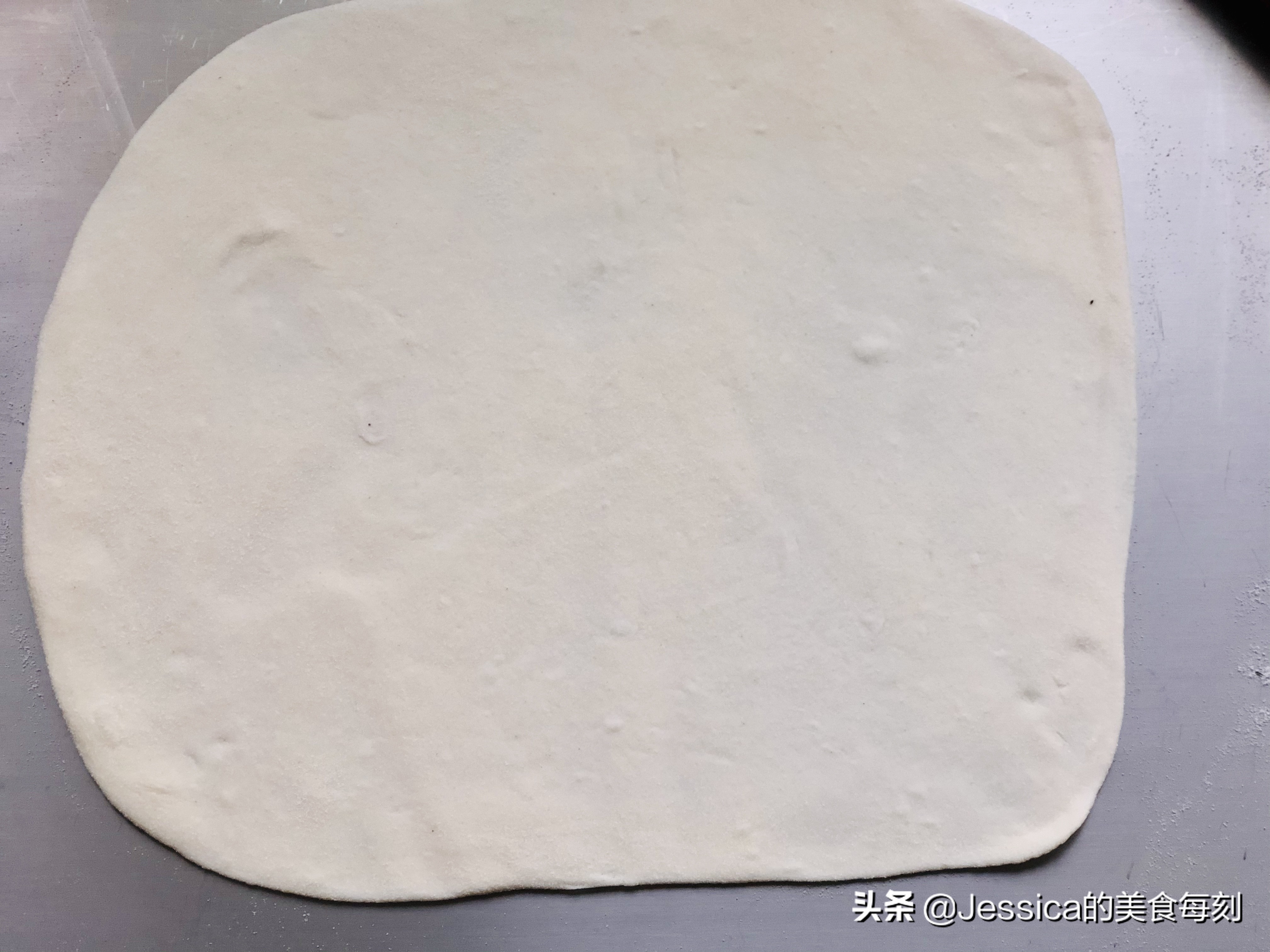 早餐营养食品半成品酱香饼,排队两小时的面有多好吃