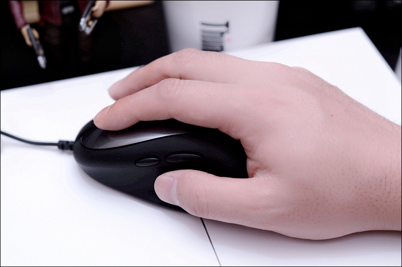 mx518鼠标弹坑,罗技mx518弹坑版有宏功能吗