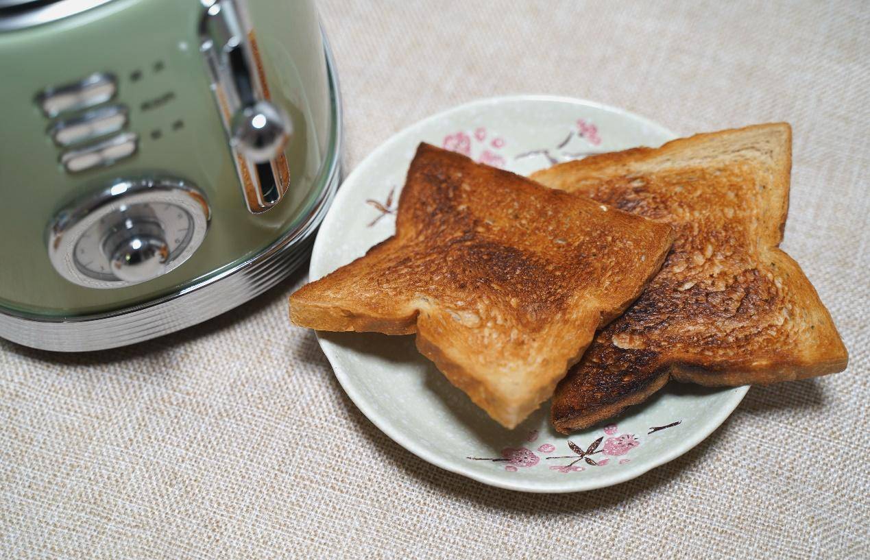 给娃折腾一个西式早餐，圈厨复古多士炉体验