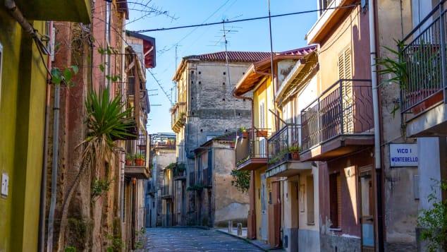 意大利小镇出售一美元房屋