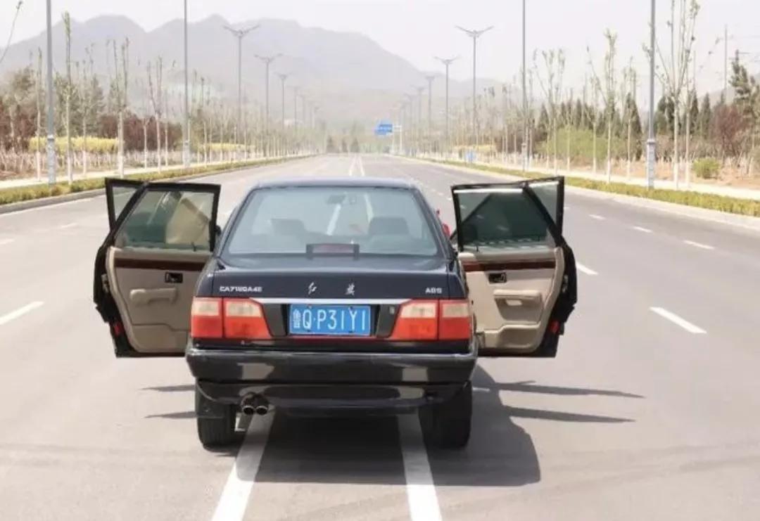 来，兄dei,干了这杯05年的情怀