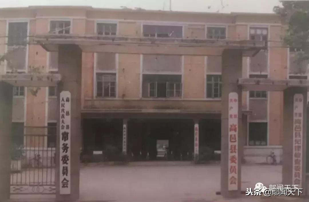 沧桑巨变五十年回望历史七绝,沧桑巨变国富民强