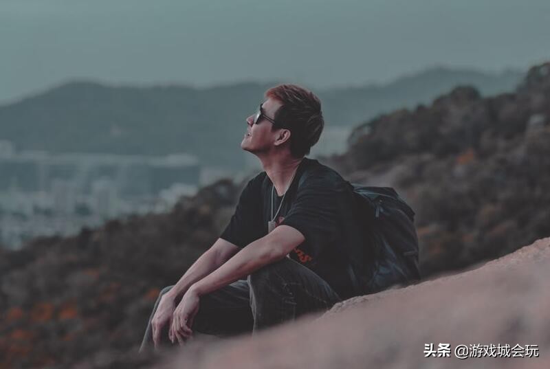 斗鱼超级神豪删满级粉丝牌告别诸葛川遇上扶不起的阿斗无奈告别