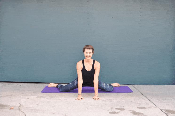 躺着的瑜伽动作缓解腰痛,缓解腰痛背痛的瑜伽最佳动作