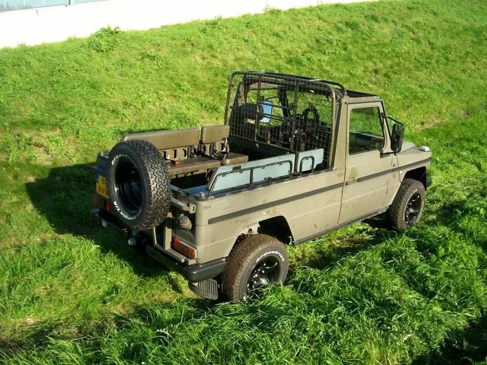 奔驰g六驱越野,六轮七座奔驰g系列越野车