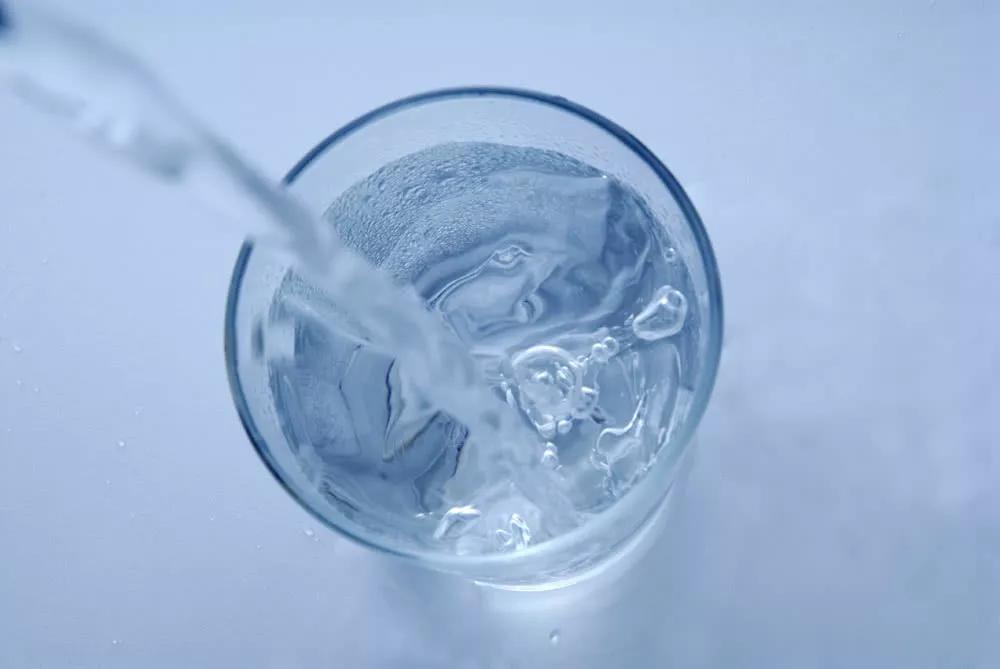 高温对心脏的影响,高温天气心脏隐隐作痛