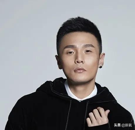 做双眼皮的姐妹还是要慎重,姐妹们你们割双眼皮多少钱