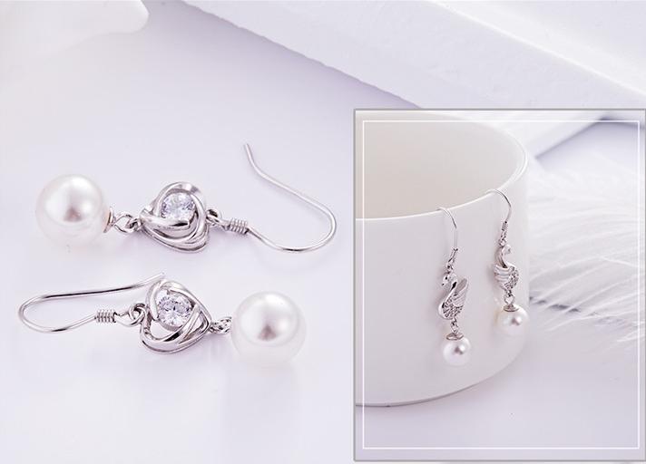 戴纯银耳钉有什么好处,佩戴纯银的好处