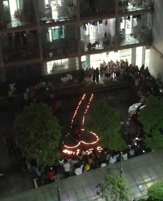 飞机杯被奶奶用来当袜子，这也太惨了吧