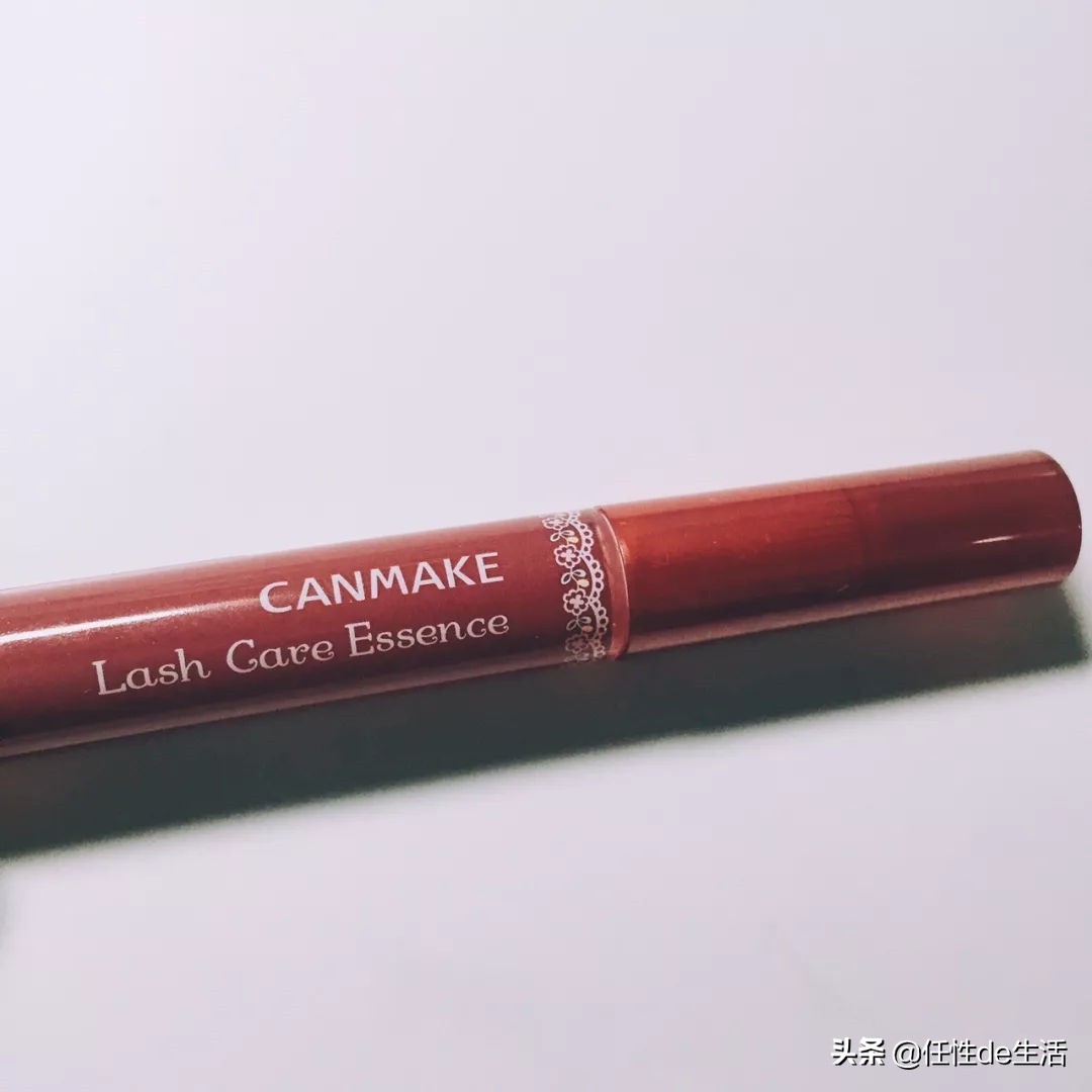 没有睫毛膏怎么化妆好看,怎么化妆不需要眼影睫毛膏