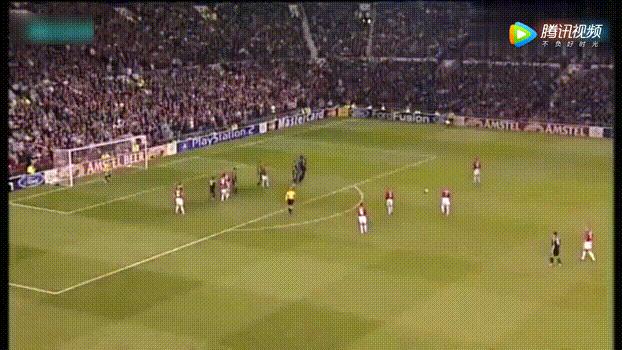 老特拉福德为罗纳尔多鼓掌,罗纳尔多3球