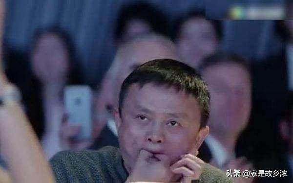 手打口哨,吹口哨传递信息的小视频