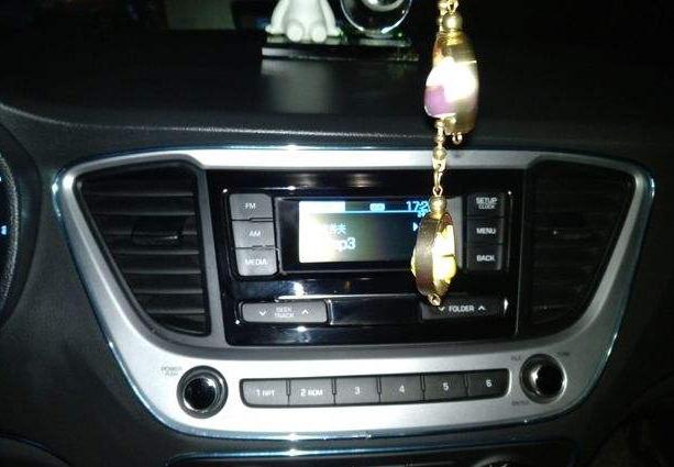 现代悦纳炫酷版手动挡,现代悦纳改内饰效果图