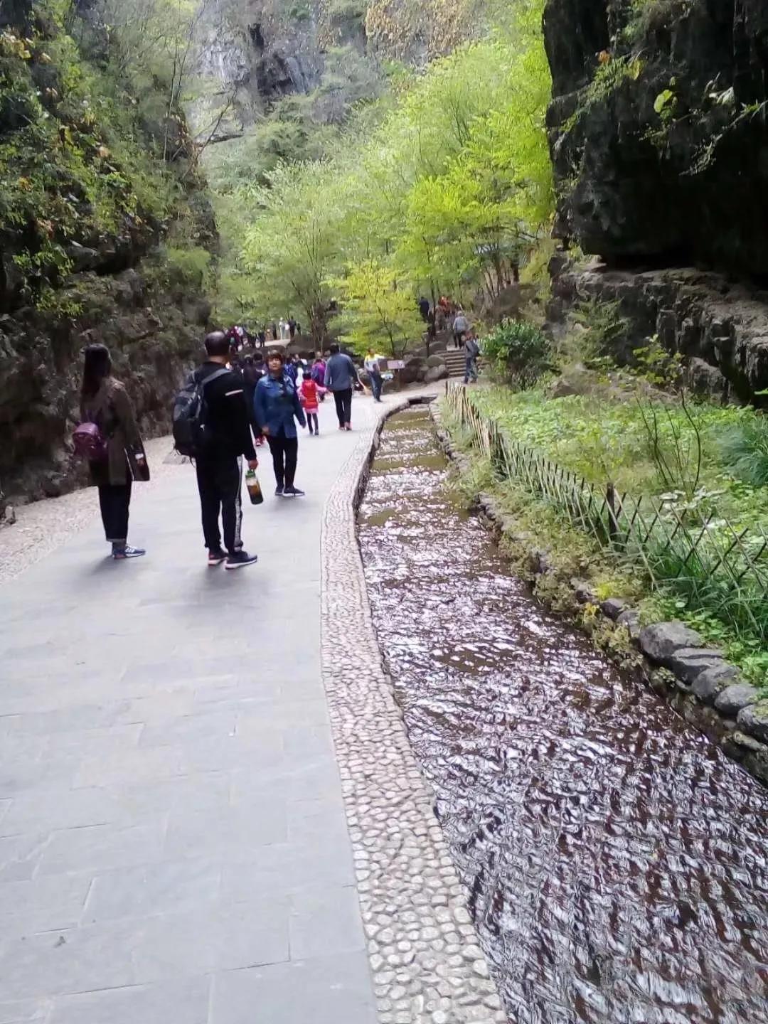 百里峡的风景迷人,世外桃源百里峡