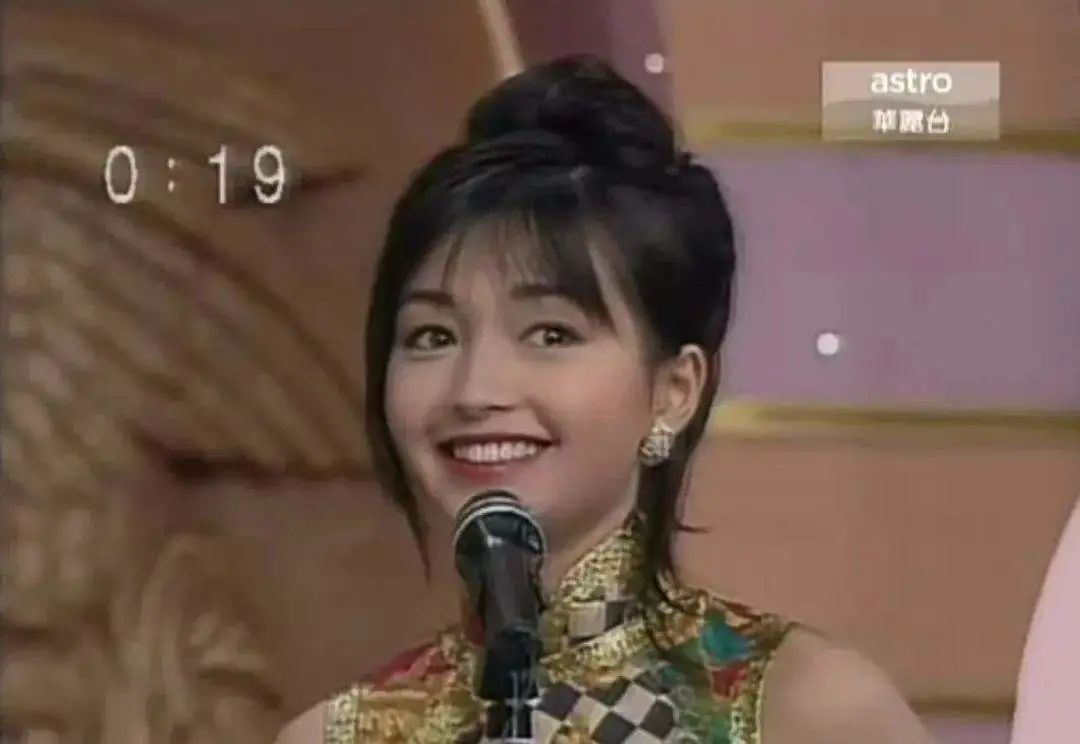 李绮红落魄,李绮红得了精神病吗