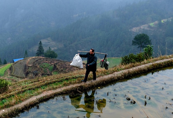 中国退役军人丨张林昌：34年风雨无阻，一位山乡邮递员的19次“二万五千里长征”