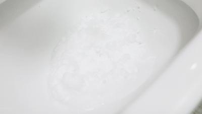 如何避免拉屎溅到屁股,如何避免拉屎时水溅到屁股上