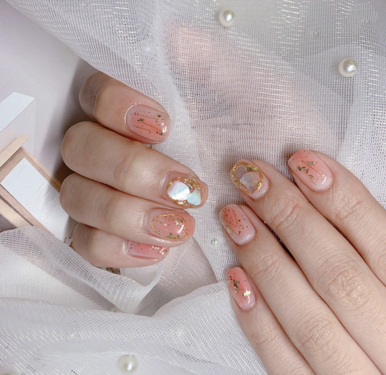 简单晕染美甲教程腮红黄皮,美甲网红款红色日系晕染