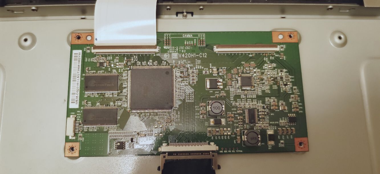 长虹55寸液晶屏闪屏解决方法介绍,不用压屏机能修复排线吗