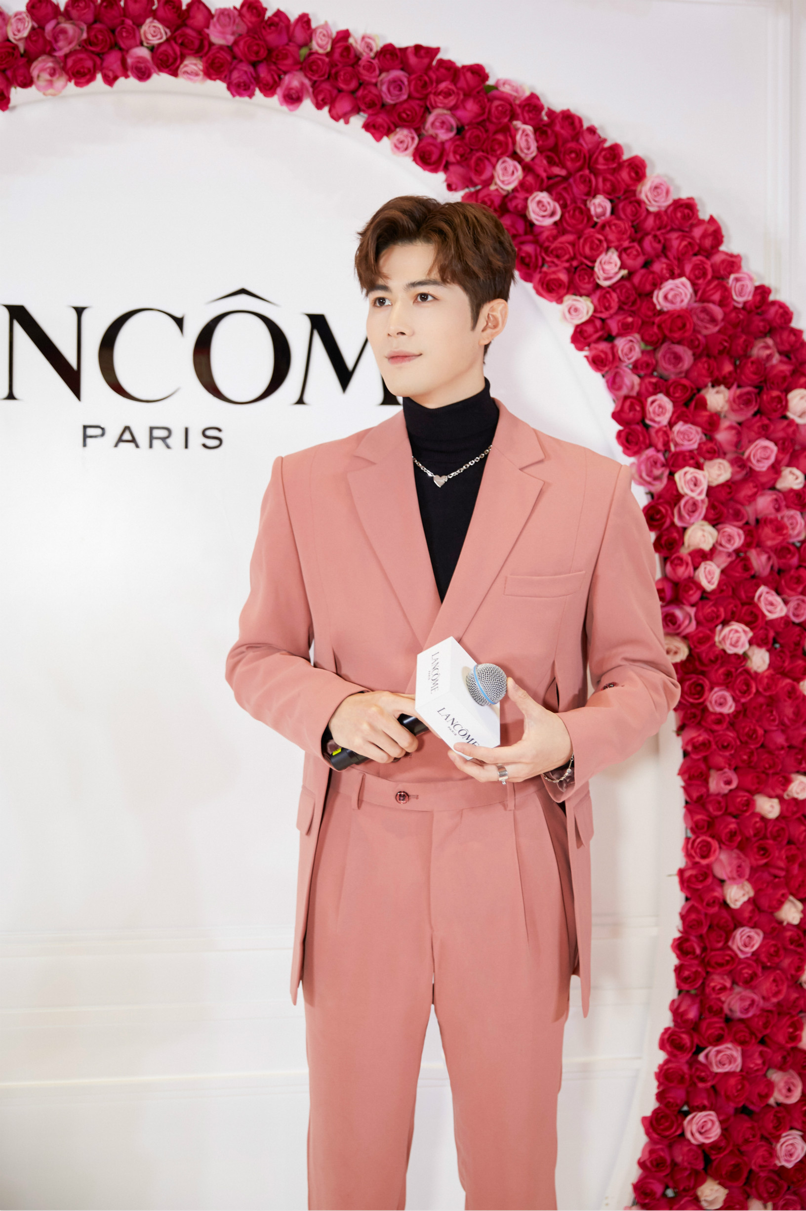 兰蔻陈学冬,陈学冬乌鲁木齐兰蔻