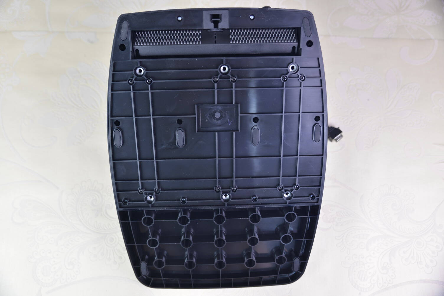 罗技g29方向盘玩极品飞车设置教程,罗技g29力反馈游戏方向盘