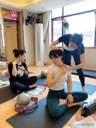 广州孕妇瑜伽培训班,广州瑜伽教练班培训学校