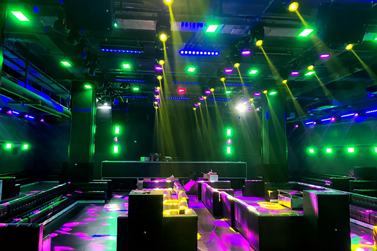 山东济宁市圣贝尼酒吧选用爵士龙JSL专业音响设备