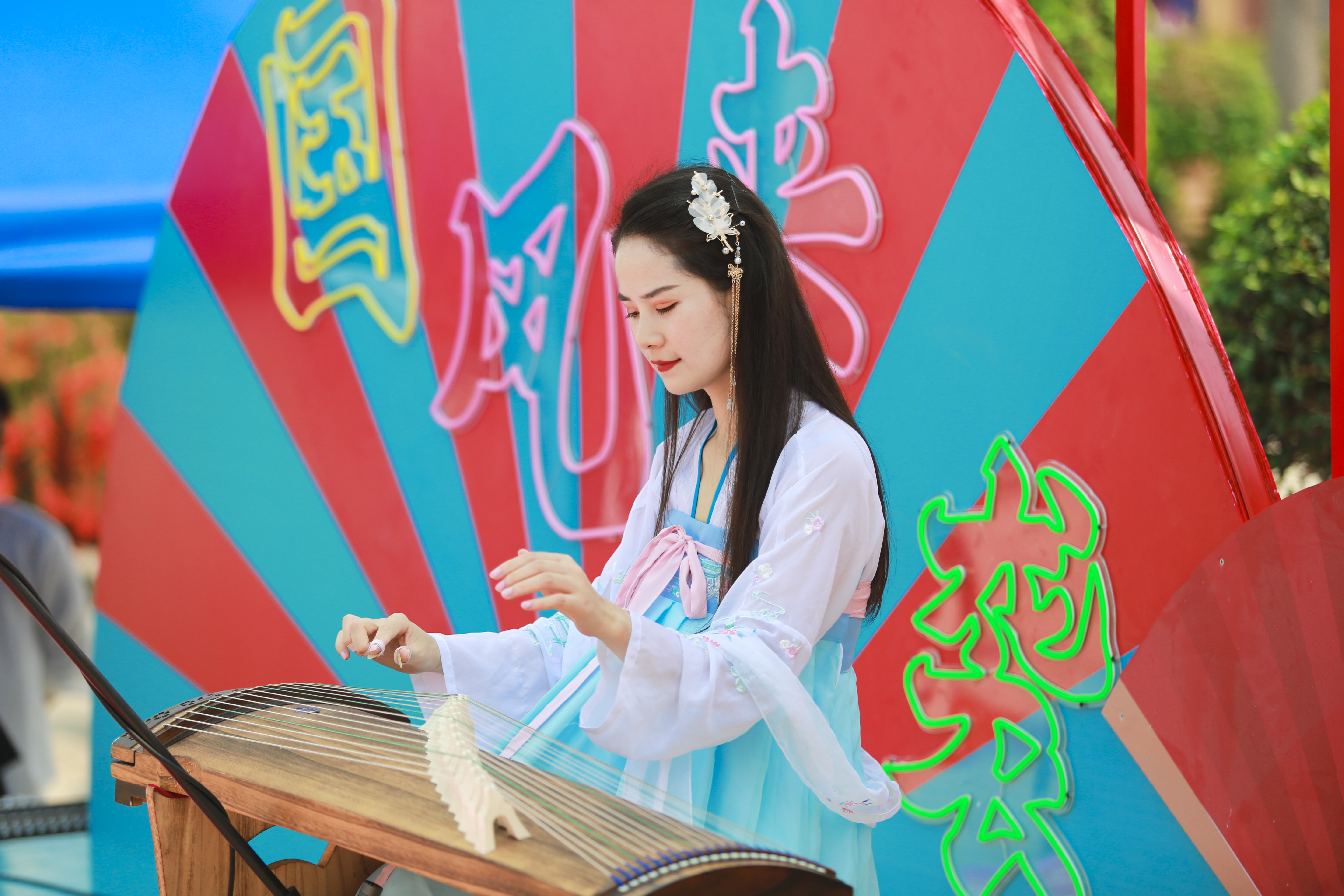 五一旅游必看的10个项目,五一期间有十大景区最受欢迎