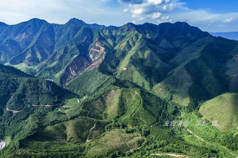 清远高山上的绝美湖泊,广东清远绝美湖泊