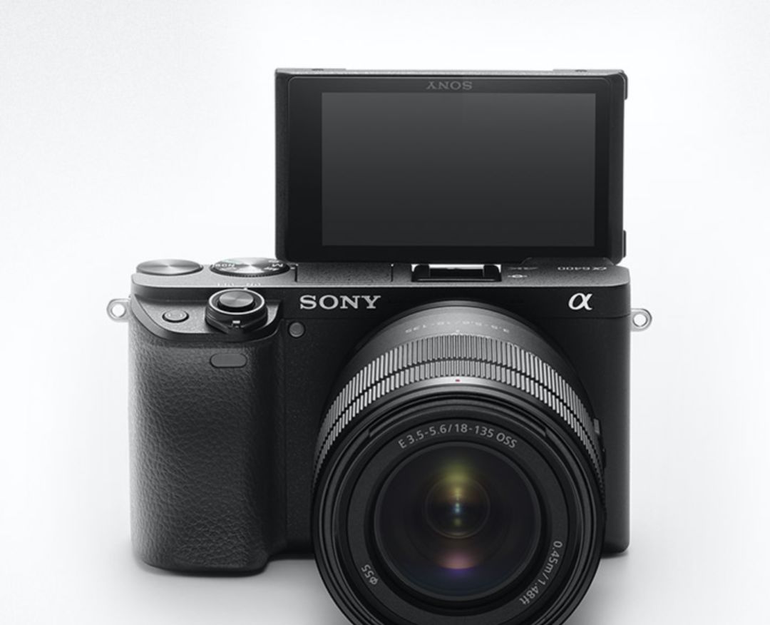 摄影师入门买相机,摄影师入门用哪款相机