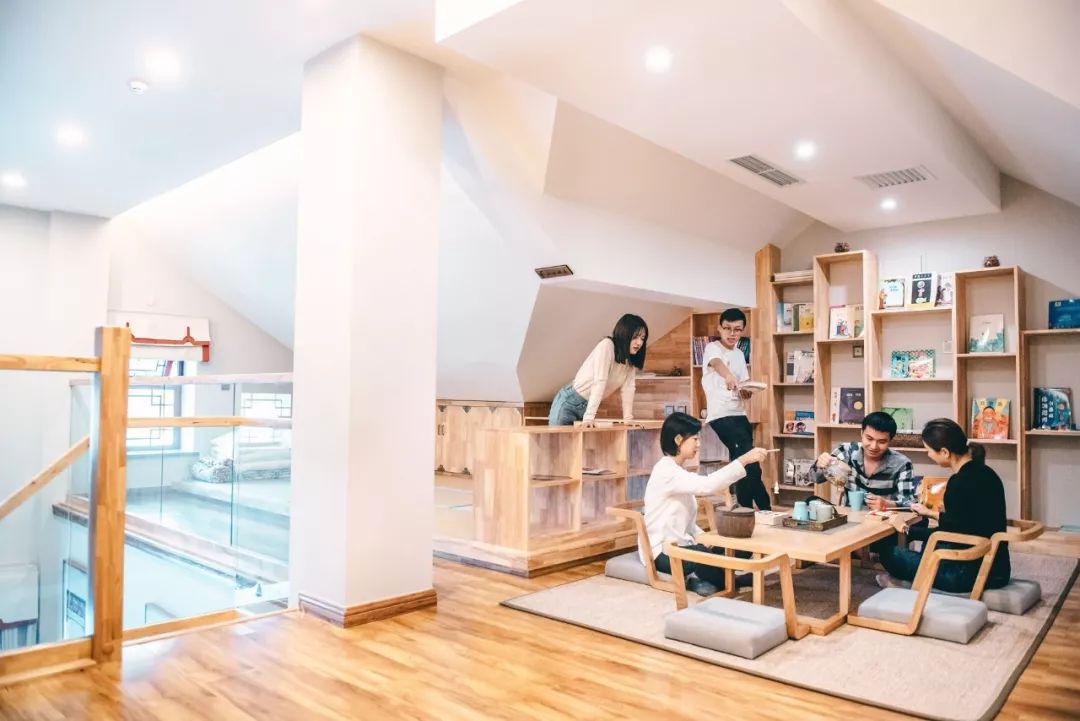 秋景徒步、汗蒸唱K,吃满族特色二八席,最适合团建的怀柔秘境