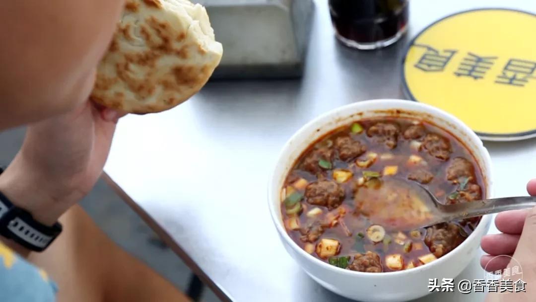 一条街上好几家面馆还能开吗,一条街上开一样的店叫做什么