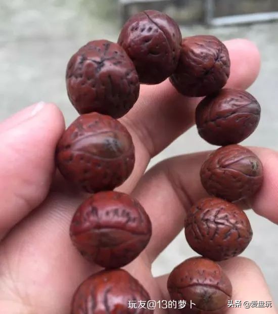 手串泡水了怎么盘玩容易包浆,沉香手串泡水了怎么恢复